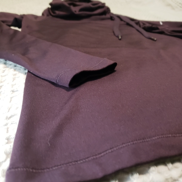 Nike Therma-FIT Cowl Neck Running Top - Eggplant/Plum - Size Large - Picture 5 of 9